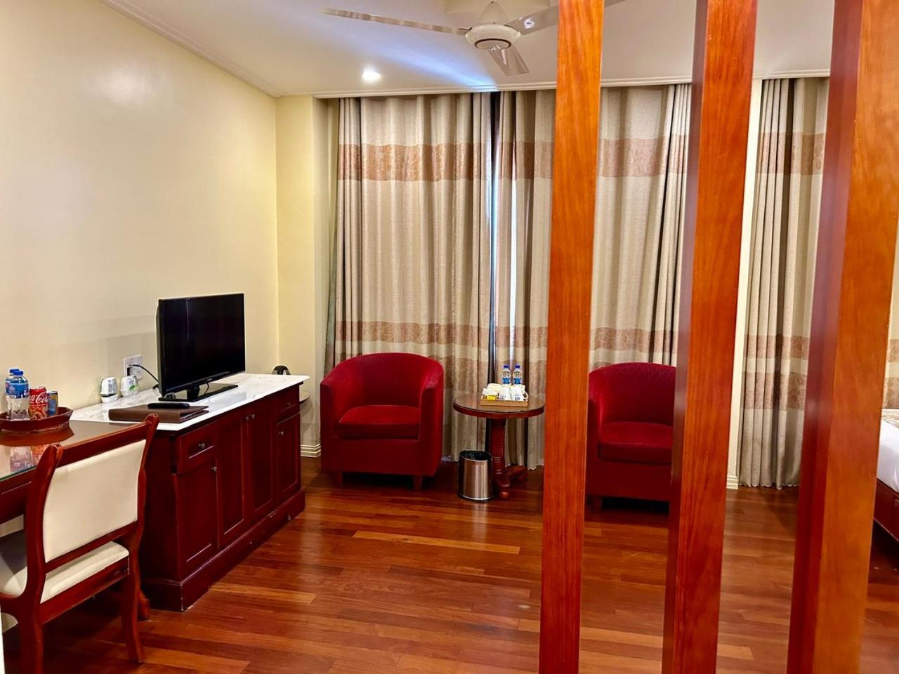 Khach San Sa Chi - Mong Cai Hotel Ngoại thất bức ảnh