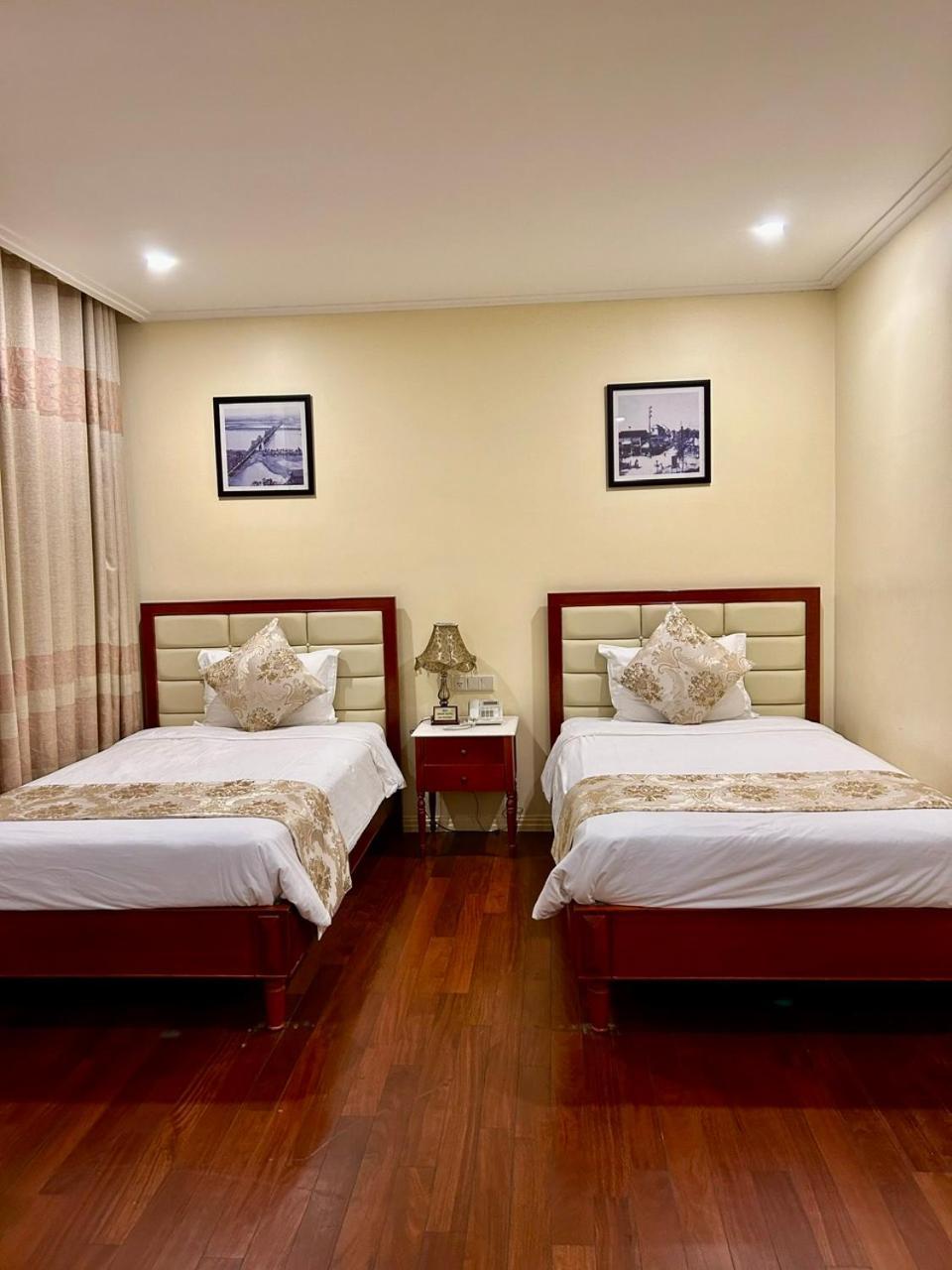 Khach San Sa Chi - Mong Cai Hotel Ngoại thất bức ảnh